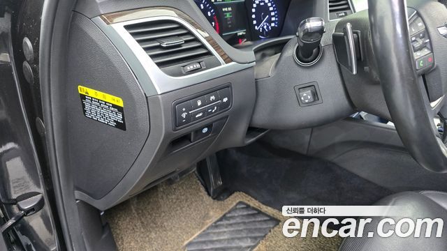 Genesis G80 2018 — photo 16