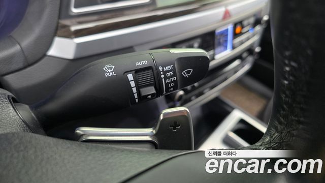 Genesis G80 2018 — photo 17