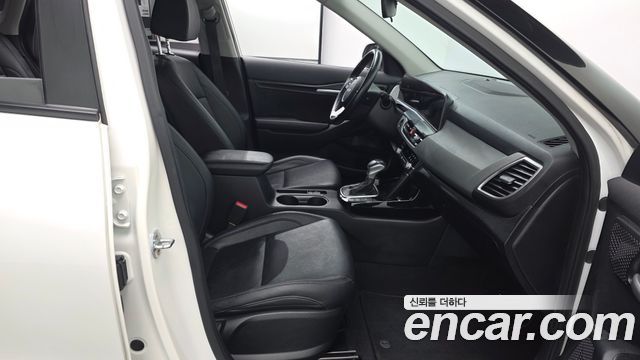 Kia Seltos 2023 — photo 11