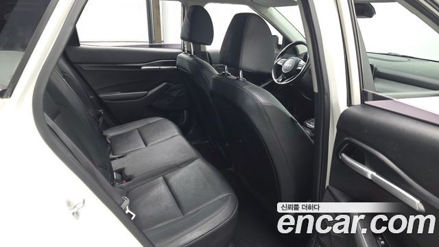 Kia Seltos 2023 — photo 12