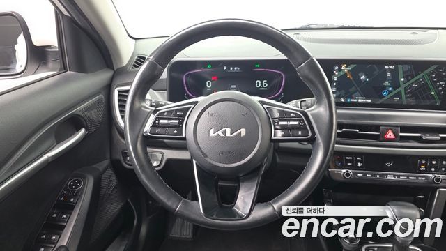 Kia Seltos 2023 — photo 13