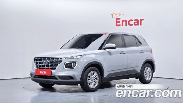 Hyundai Venue 2023 — photo 1
