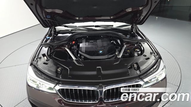 BMW Gran Turismo 2020 — photo 6
