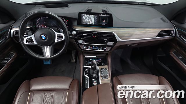BMW Gran Turismo 2020 — photo 10