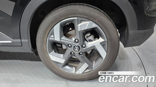 Hyundai Venue 2023 — photo 7