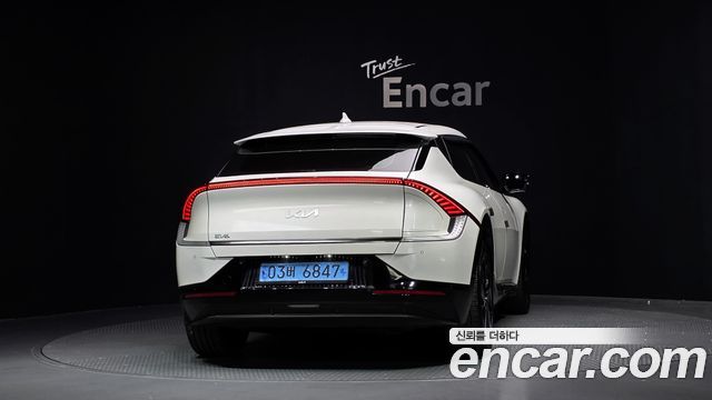 Kia EV6 2023 — photo 4
