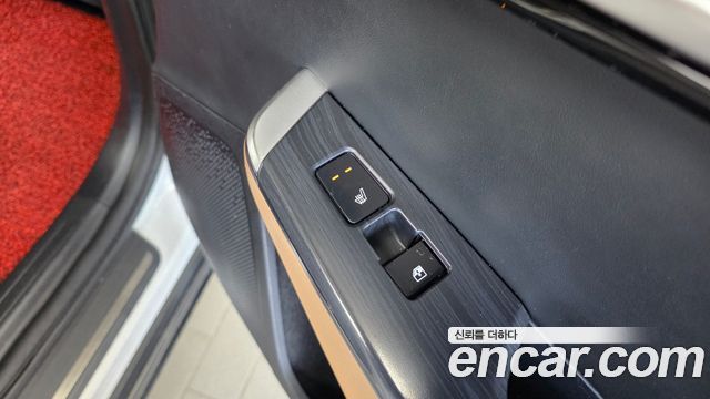 Kia EV6 2023 — photo 18