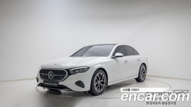 Mercedes-Benz E-Class 2025 — photo 1