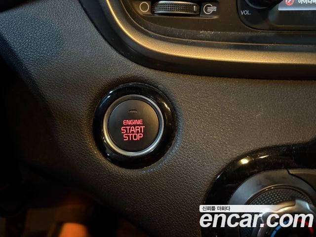 Kia Sorento 2016 — photo 16