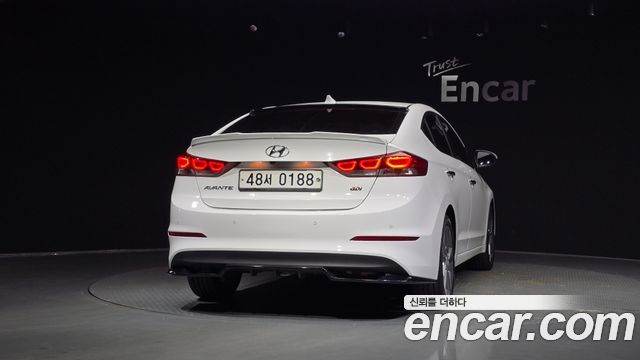 Hyundai AVANTE 2016 — photo 4