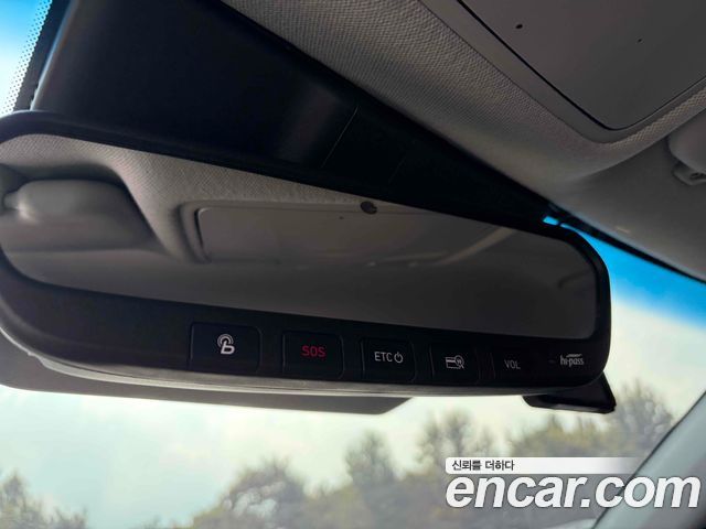 Hyundai Kona 2022 — photo 13