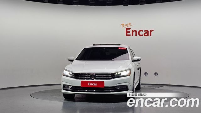Volkswagen Passat 2018 — photo 3