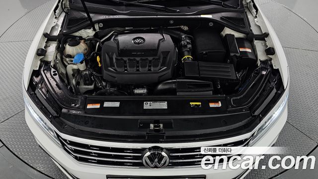 Volkswagen Passat 2018 — photo 6