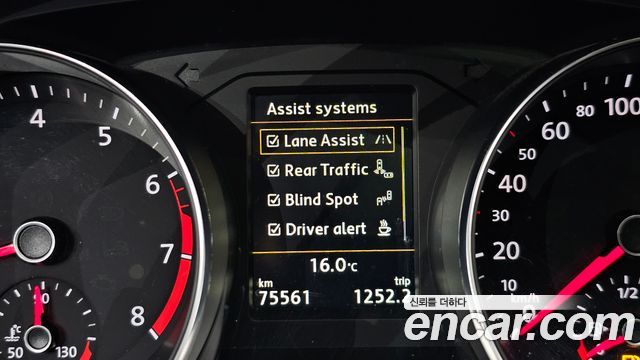 Volkswagen Passat 2018 — photo 23