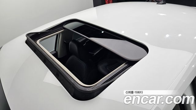 Volkswagen Passat 2018 — photo 25