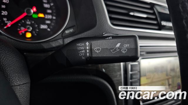 Volkswagen Passat 2018 — photo 34
