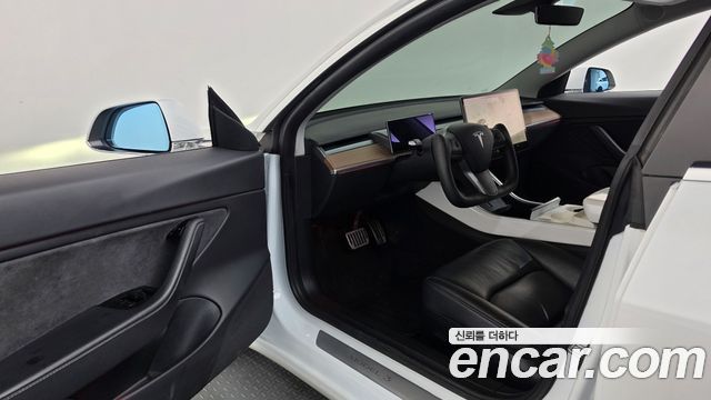Tesla Model 3 2020 — photo 10