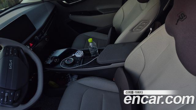 Kia EV6 2025 — photo 6