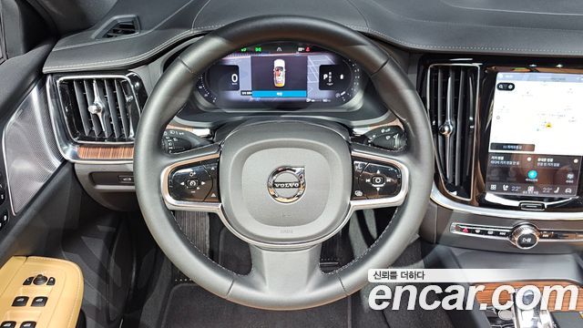 Volvo S60 2024 — photo 21