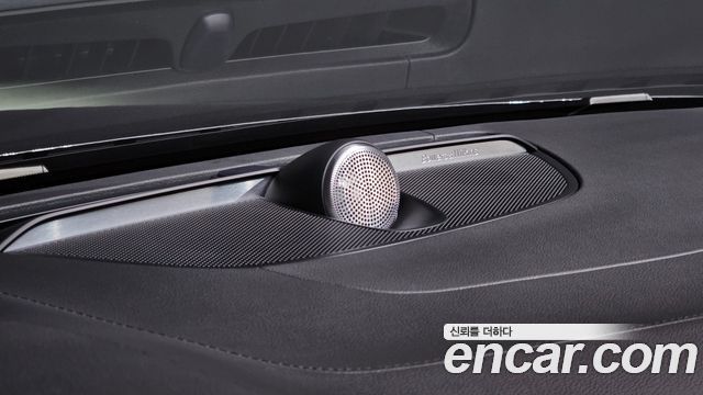 Volvo S60 2024 — photo 30
