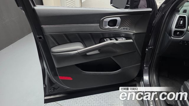 Kia Sorento 2023 — photo 14