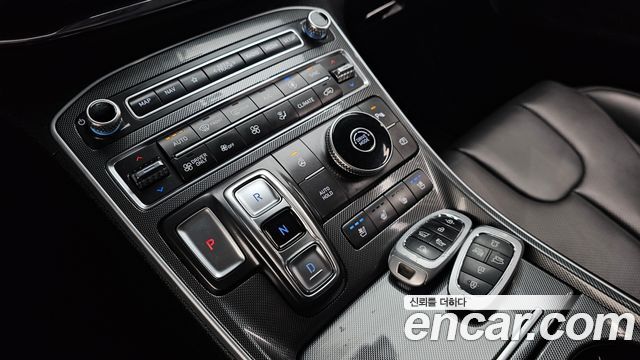 Hyundai Santafe 2022 — photo 12