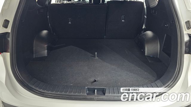 Hyundai Santafe 2022 — photo 23