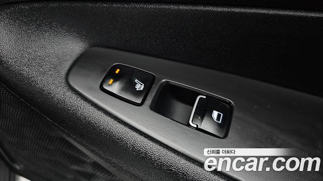 Hyundai Santafe 2022 — photo 25