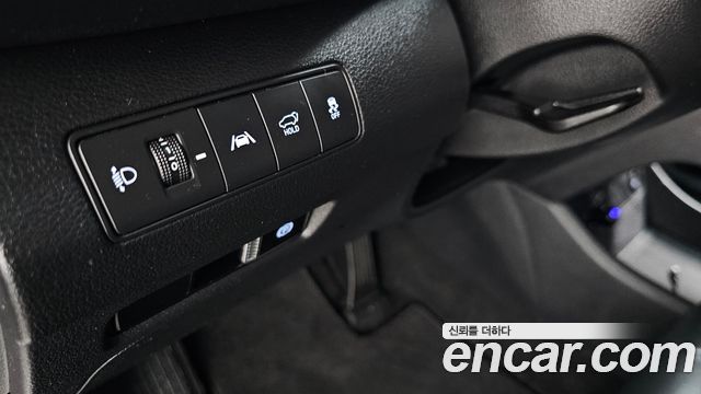 Hyundai Santafe 2022 — photo 27