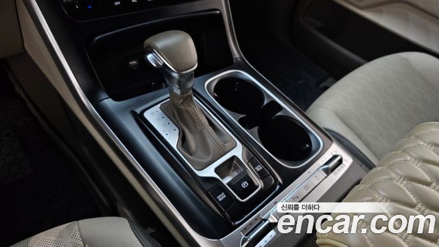 Kia Canival 2021 — photo 9