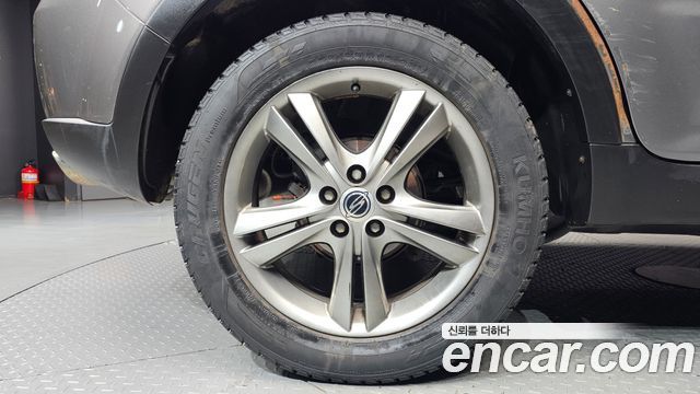 KG Mobility KORANDO 2011 — photo 5