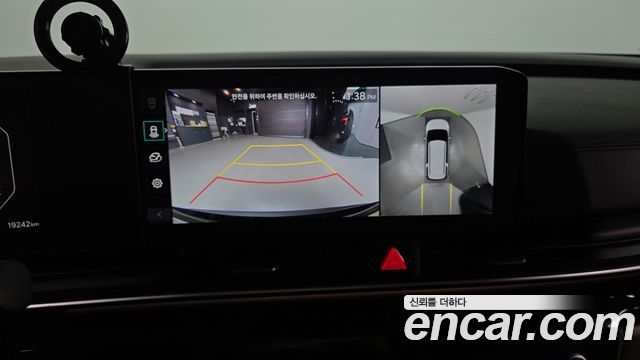 Kia Canival 2025 — photo 15