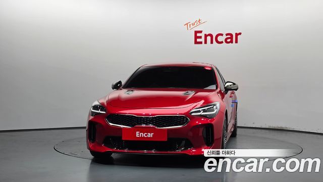 Kia Stinger 2023 — photo 3