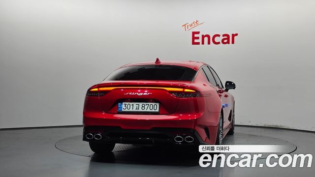 Kia Stinger 2023 — photo 4