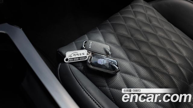 Kia Stinger 2023 — photo 21