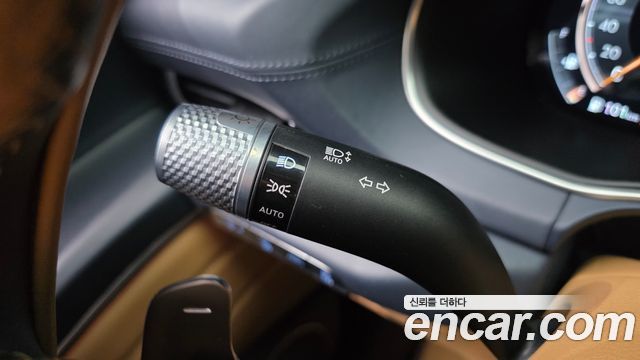 Genesis GV80 2021 — photo 33