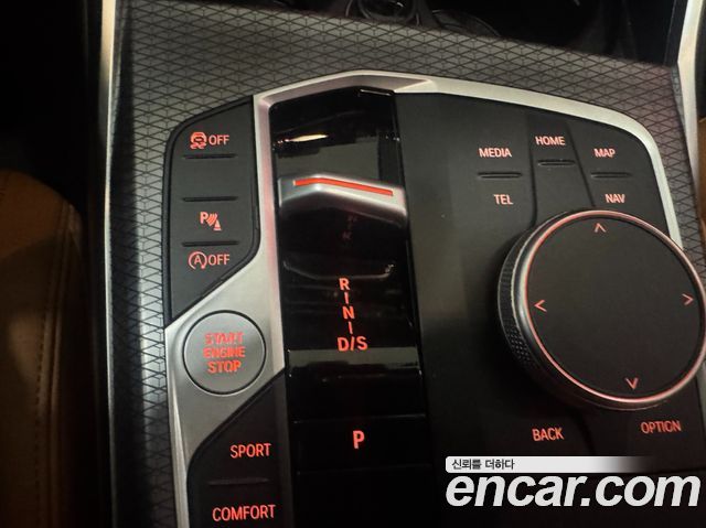 BMW 3-Series 2024 — photo 9