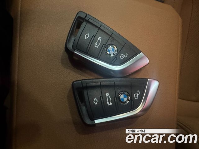BMW 3-Series 2024 — photo 12