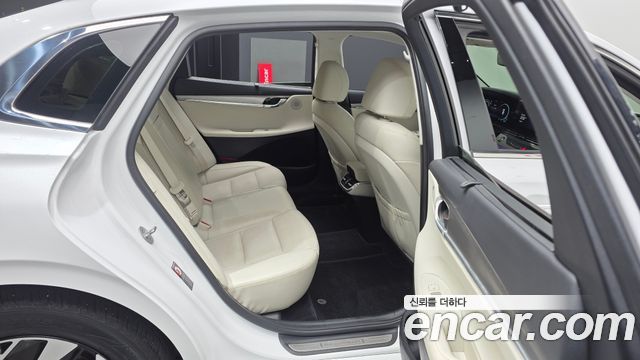 Hyundai Grandeur 2023 — photo 18
