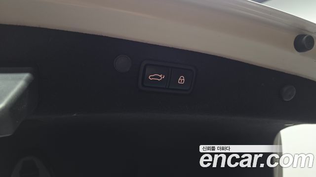 Hyundai Grandeur 2023 — photo 26