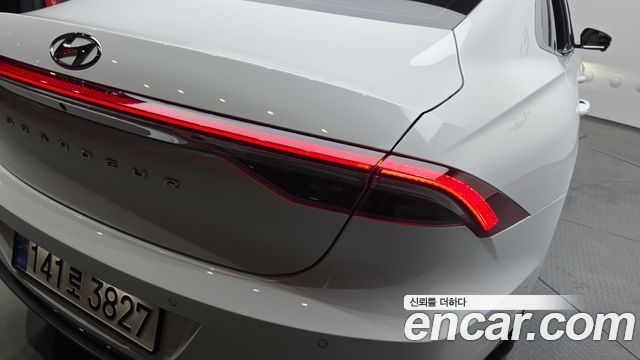 Hyundai Grandeur 2023 — photo 9