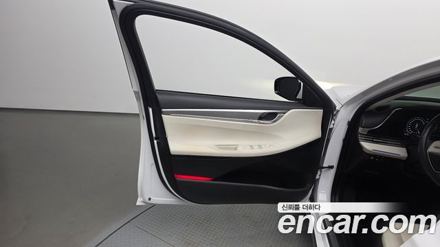 Hyundai Grandeur 2023 — photo 14