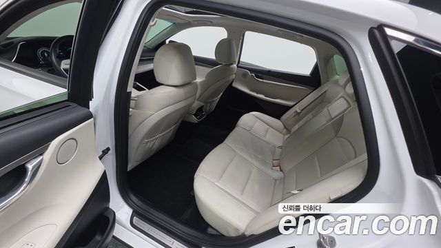 Hyundai Grandeur 2023 — photo 16