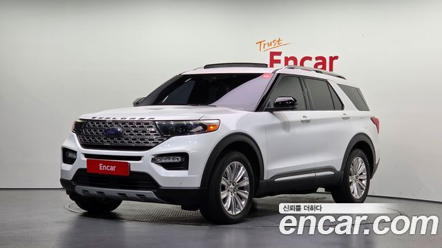 Ford Explorer 2020 — photo 1