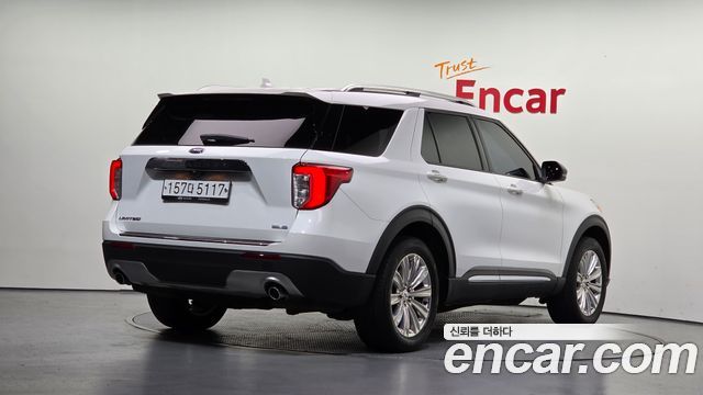 Ford Explorer 2020 — photo 2
