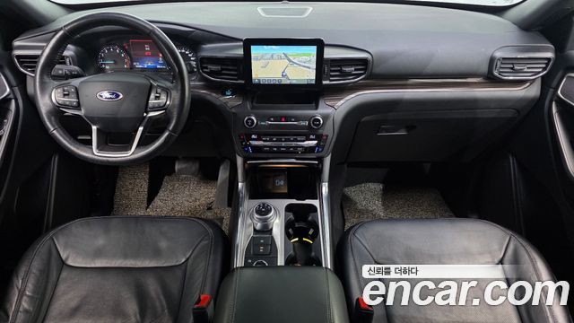 Ford Explorer 2020 — photo 7