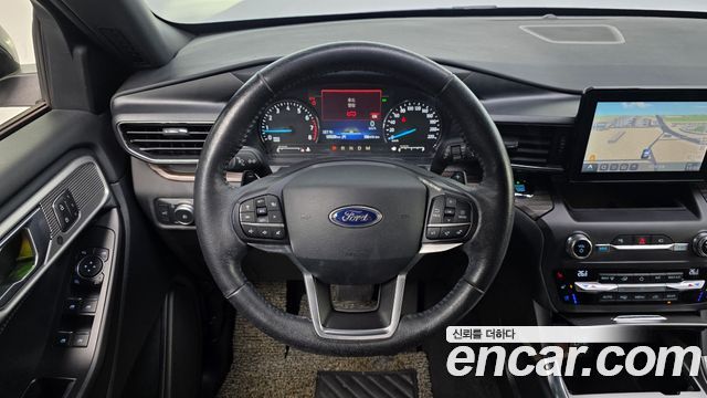 Ford Explorer 2020 — photo 16