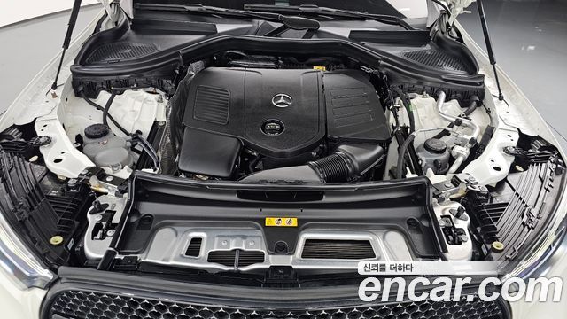 Mercedes-Benz GLC-Class 2023 — photo 6