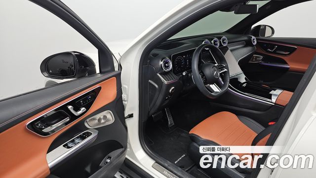 Mercedes-Benz GLC-Class 2023 — photo 13
