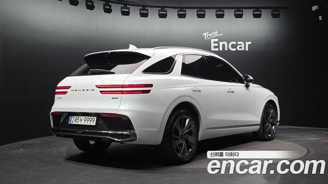 Genesis GV70 2025 — photo 2